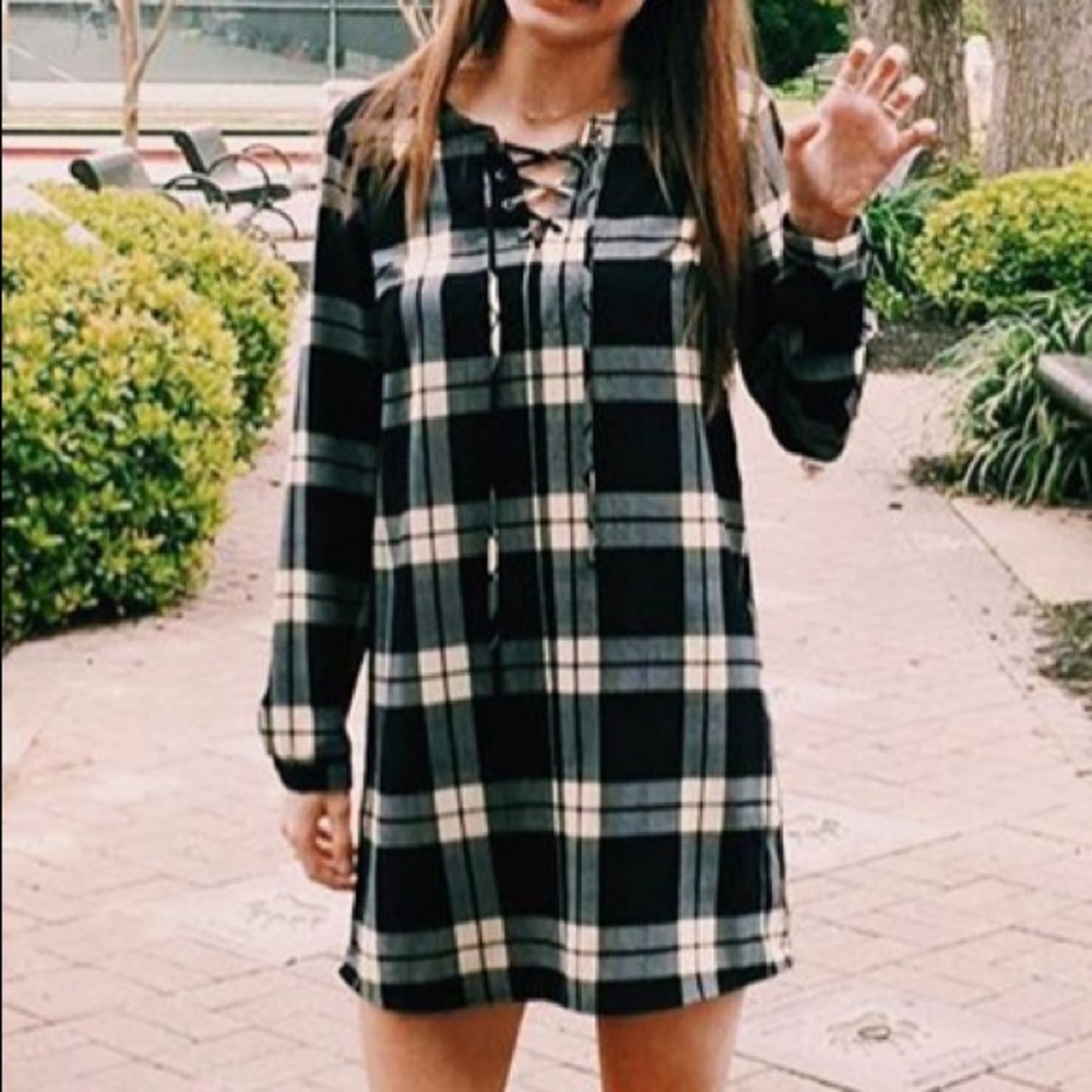 EUC plaid lace up long sleeve mini dress